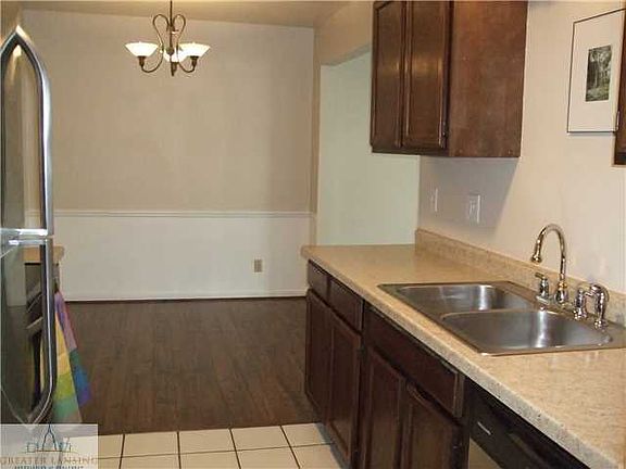 5th image of 6165 E Innkeepers Ct #77