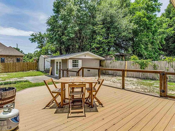 3rd image of 2033 E Bobe St #2033