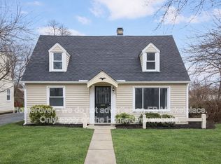 20303 Longbrook Rd, Warrensville Heights, OH 44128