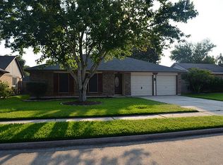326 Meadow Wood Ct, League City, TX 77573
