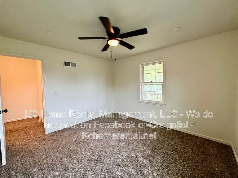 307B E Main St — Photo 15