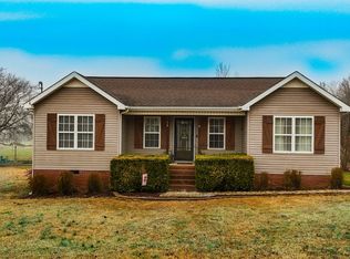 16 Volunteer Rd, Petersburg, TN 37144