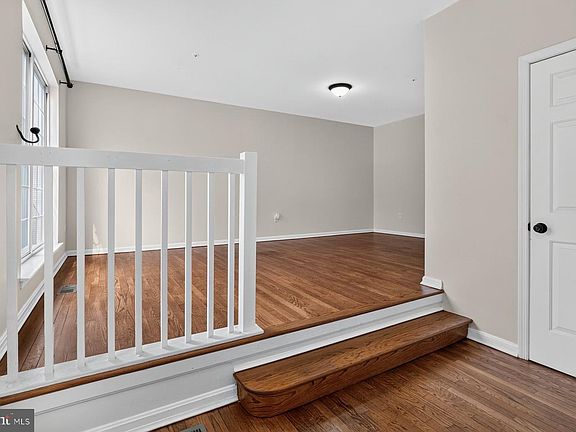 4th image of 72 Sable Ct