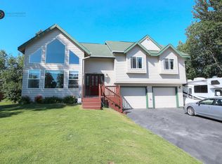 10875 E Black Eyed Susan Ln, Palmer, AK 99645