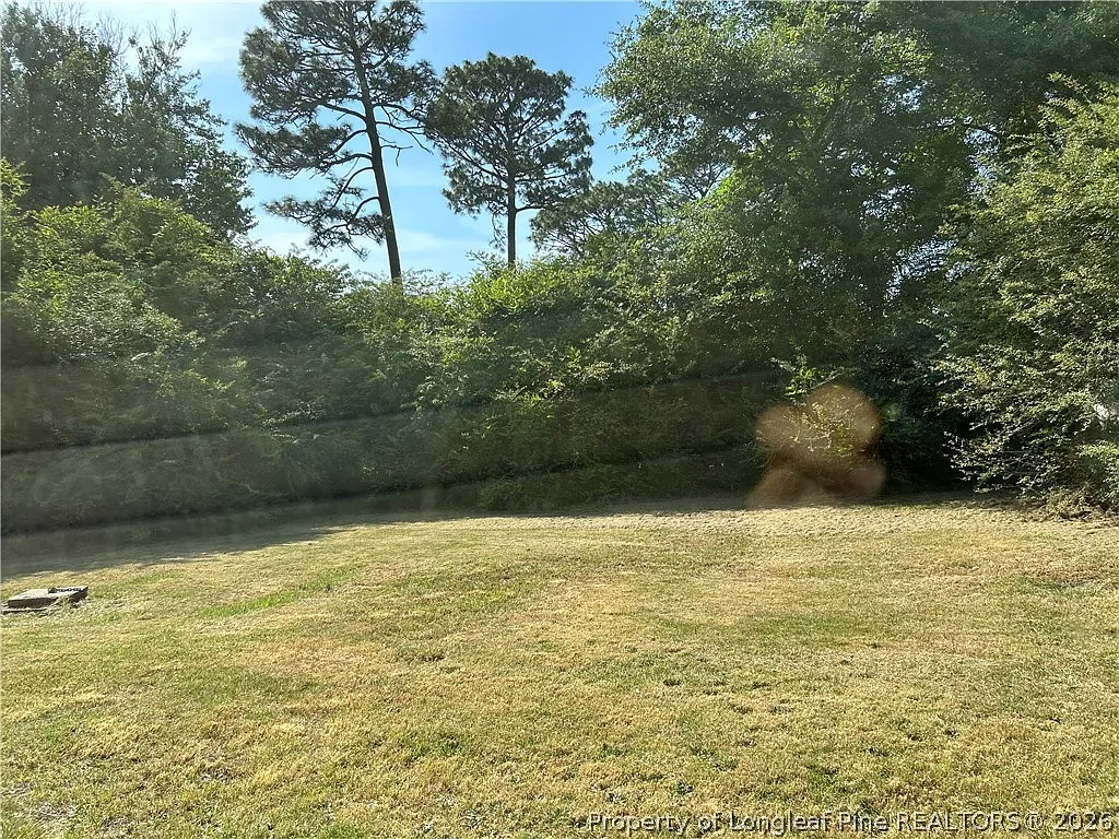 3 bed, 2.0 bath, 1278 sqft, $1,595 — Photo 2