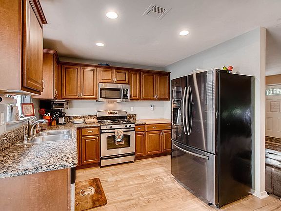 3rd image of 1778 Bonneyville Dr