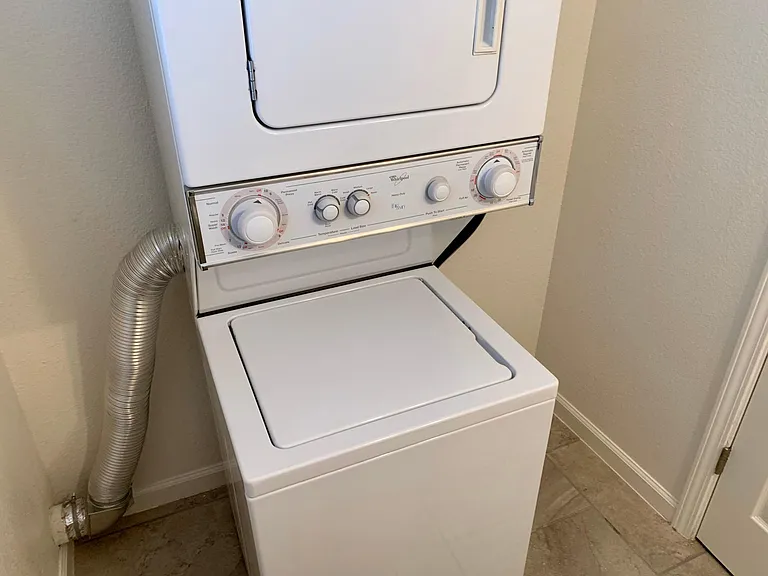 Private in unit wash/dry