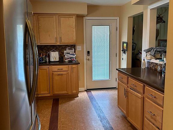 5th image of 316 Creekview Dr