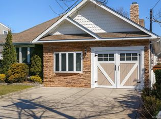 119 Alhambra Road, Massapequa, NY 11758
