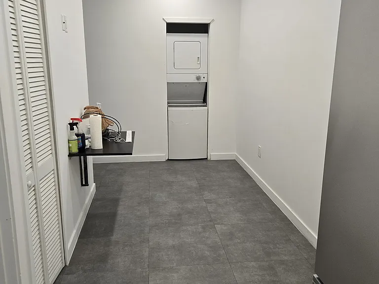 536 NW 42nd St #2 — Photo 10