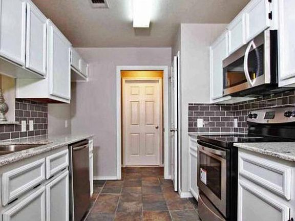 3rd image of 4400 Maggie Dr