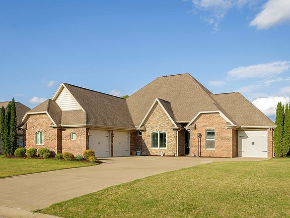3rd image of 258 Cypress Creek Dr