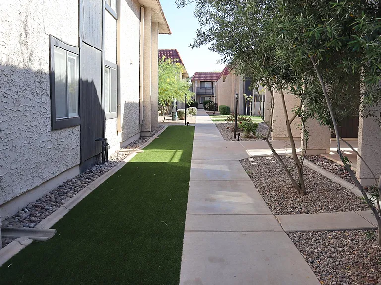 700 W University Dr #231 — Photo 6