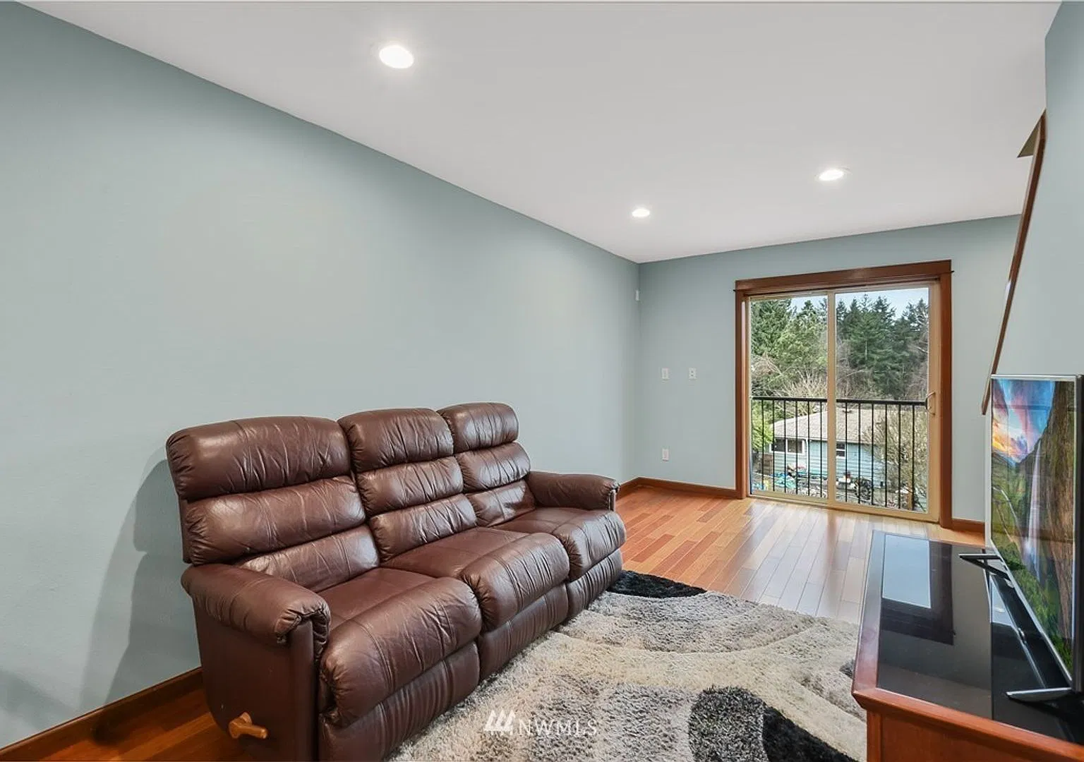 3-Bedroom Townhome in the Heart of West Seattle — Photo 3