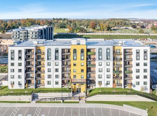 8 Culinary Ln #102, Barrie, ON