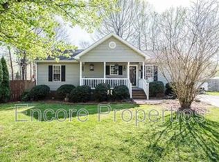 209 Edward Ct, Mebane, NC 27302