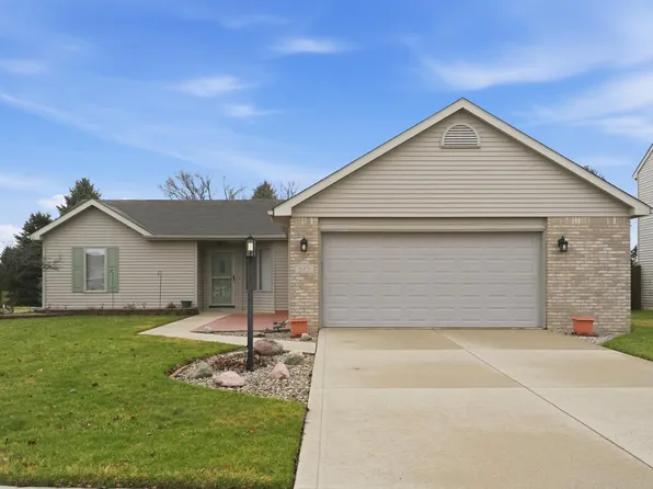 828 Amber Willow Way, Huntertown, IN 46748