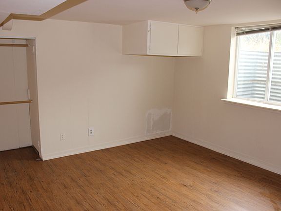 2nd image of 541 W Kent Ave #B