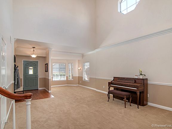 4th image of 957 Rose Arbor Dr