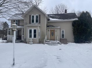 1734 Van Geisen Rd, Caro, MI 48723