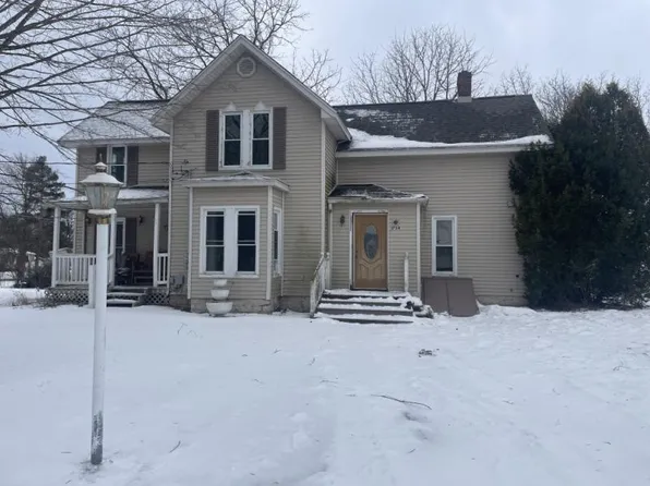 1734 Van Geisen Rd, Caro, MI 48723
