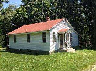 210 Prospect St, Lee, MA 01238