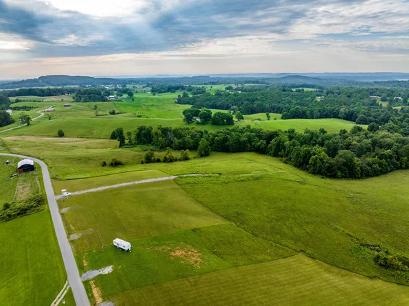 8 Spring Branch Rd, Nancy, KY 42544