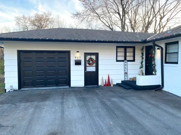 903 SW Lea Dr, Lees Summit, MO 64081