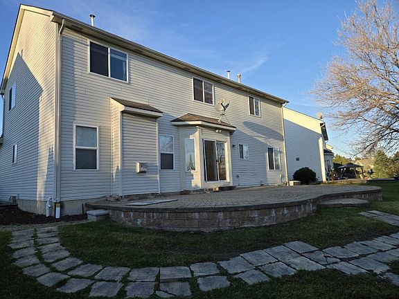 2nd image of 1554 Hartland Dr