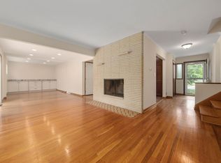 1818 Riverhill Rd, Columbus, OH 43221