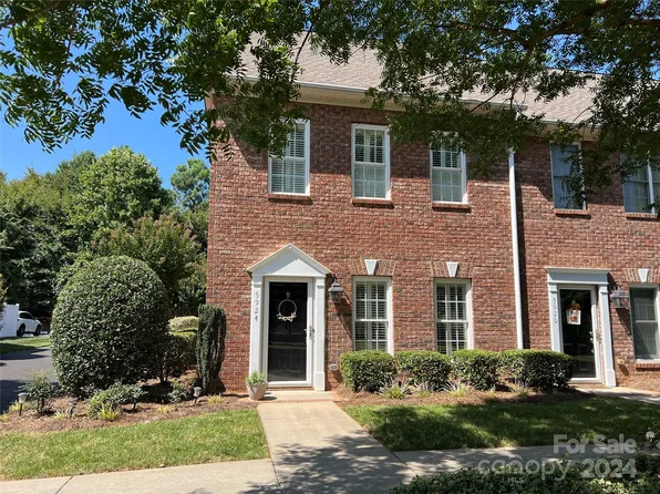 5924 Village Dr, Concord, NC 28027