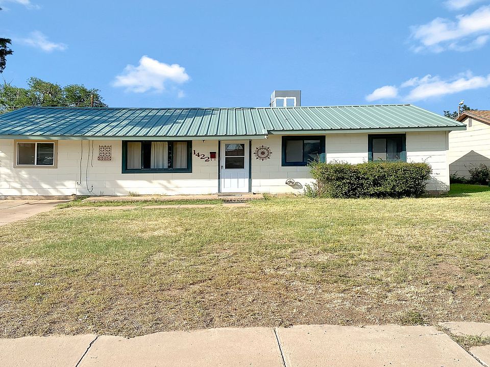 1st image of 1422 E Llano Dr