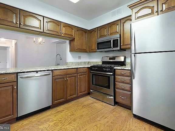 2nd image of 2407-A Sedgefield Dr