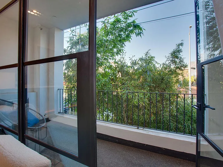 1254 N Las Palmas Ave #7 — Photo 7