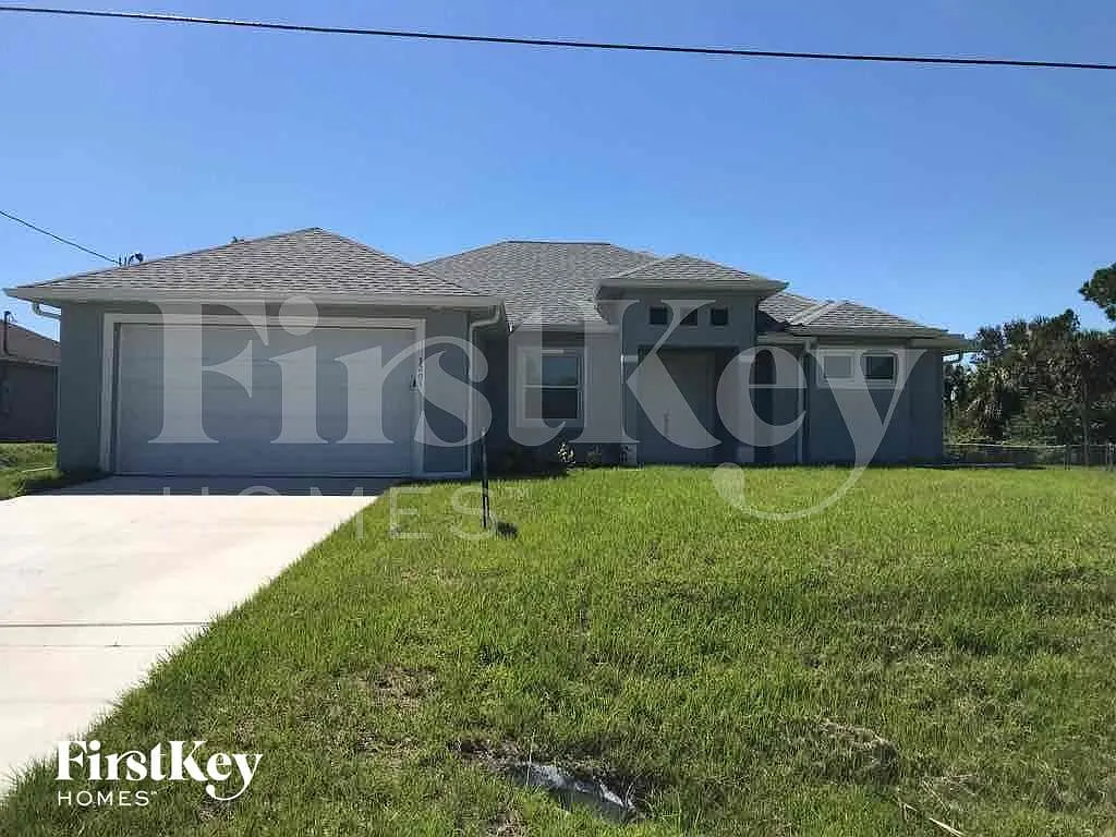 4 bed, 3.0 bath, 2357 sqft, $3,105 — Photo 1
