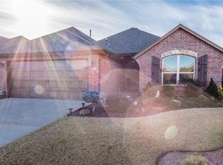 11740 SW 17th St, Yukon, OK 73099