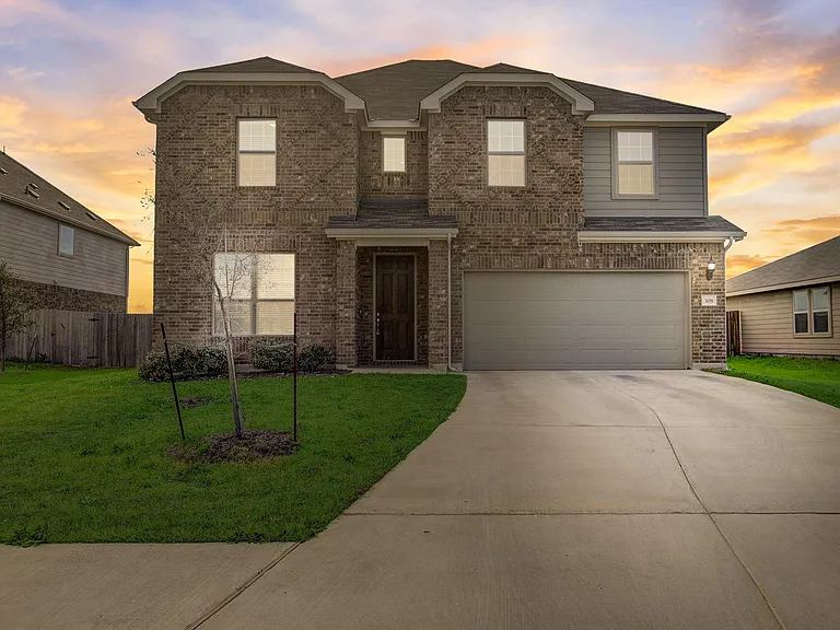 308 Monteforte Rd — Photo 1