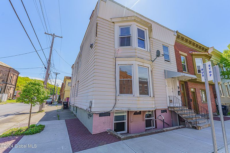 2nd image of 316 4th Street