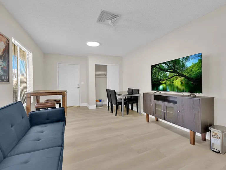 3087 Capistrano Ct — Photo 14