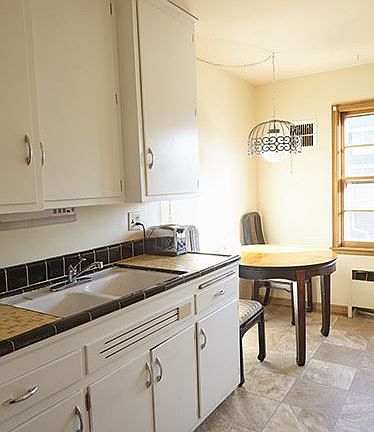 5th image of 2903 N Murray Ave APT 14
