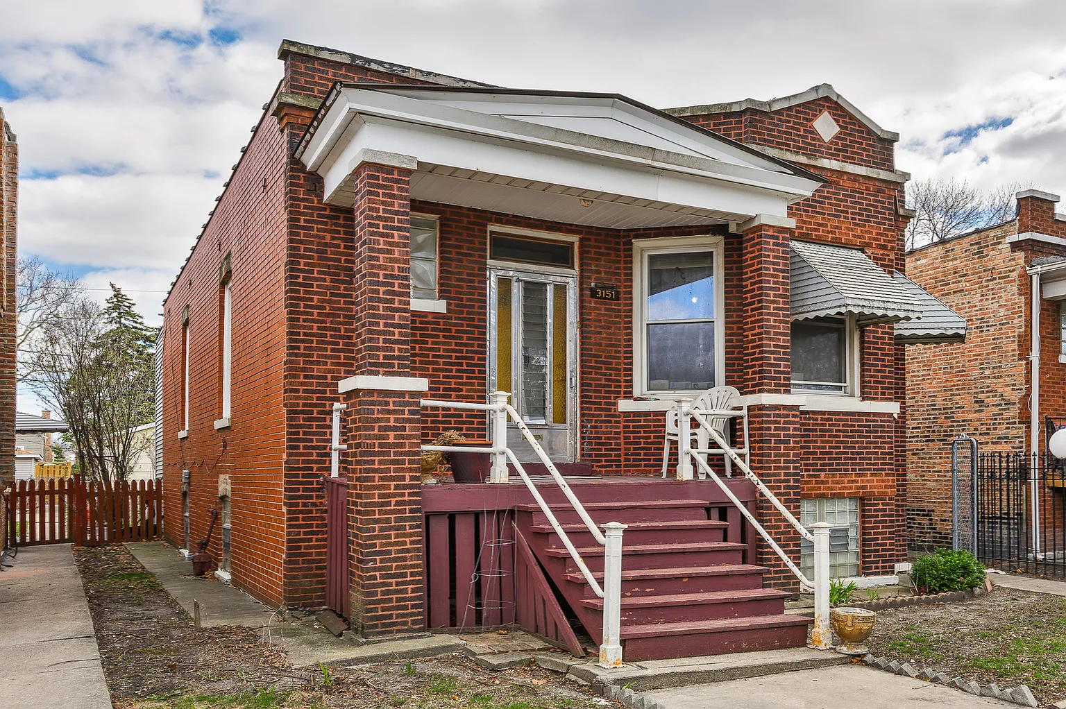 3151 S Springfield Ave photo 1