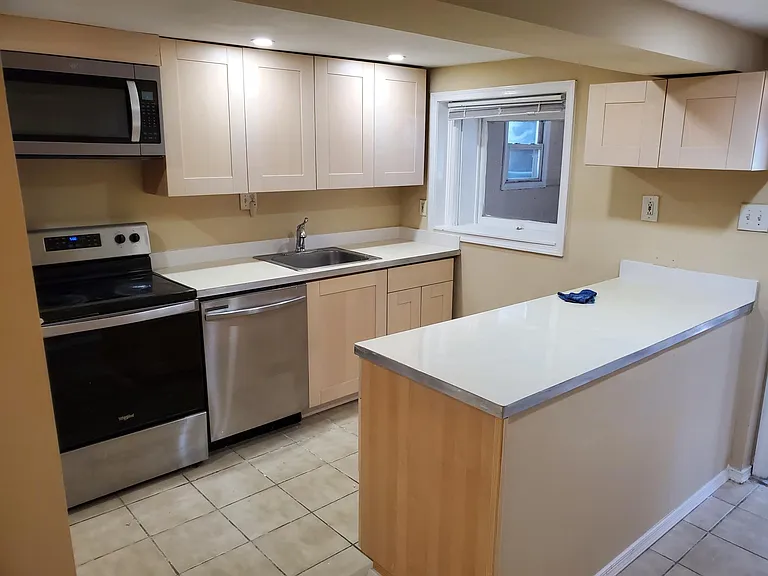 1657 Newton St NW #B — Photo 2