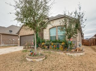 8110 Loretta Day Dr, Arlington, TX 76002