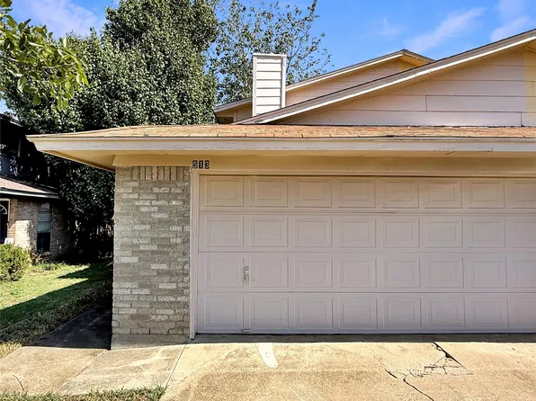 513 S Las Vegas Trl, White Settlement, TX 76108