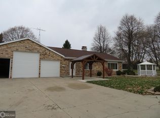 220 11th St NE, Clarion, IA 50525