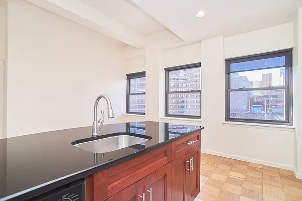 Rented by Living New York | media 17