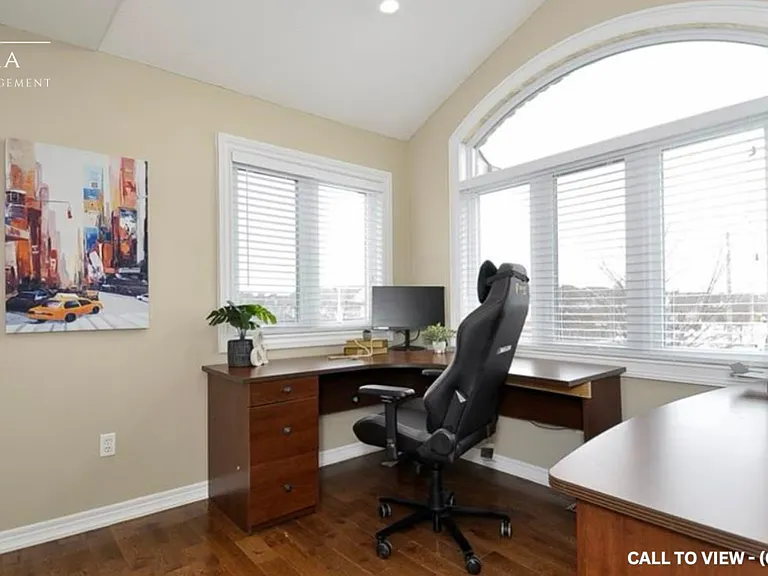 4 Decaro Cres #1 — Photo 16