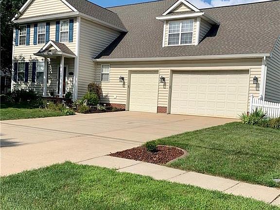 2nd image of 556 N County Road 1050 E