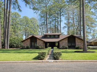 32 Stonegate Dr, Longview, TX 75601