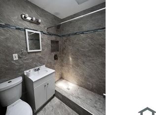 11044 Sutphin Blvd APT 2F, Jamaica, NY 11435